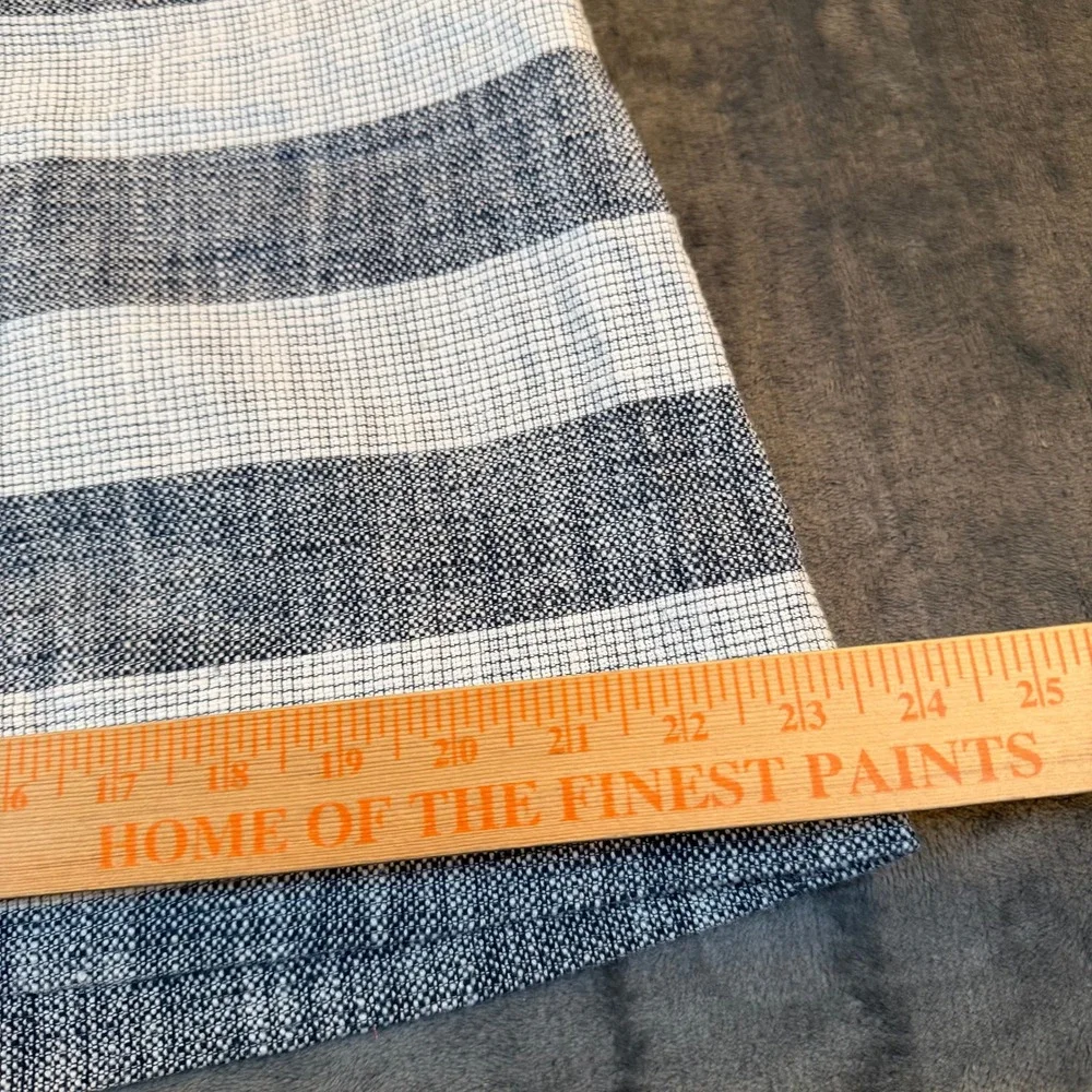 A‎ New Day Striped A Line Skirt Women's Size Large Blue White Textured